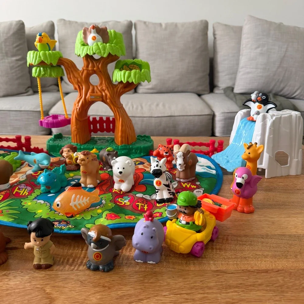 Fisher-Price Little People A to Z Learning Zoo Toddler Multicolor Alphabet